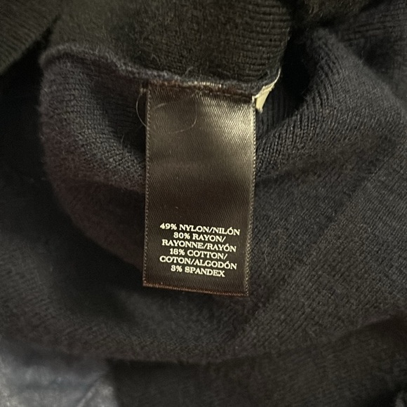GUC Ann Taylor Navy and Black Warm Sweater Size Medium (would fit small though) - Picture 7 of 8